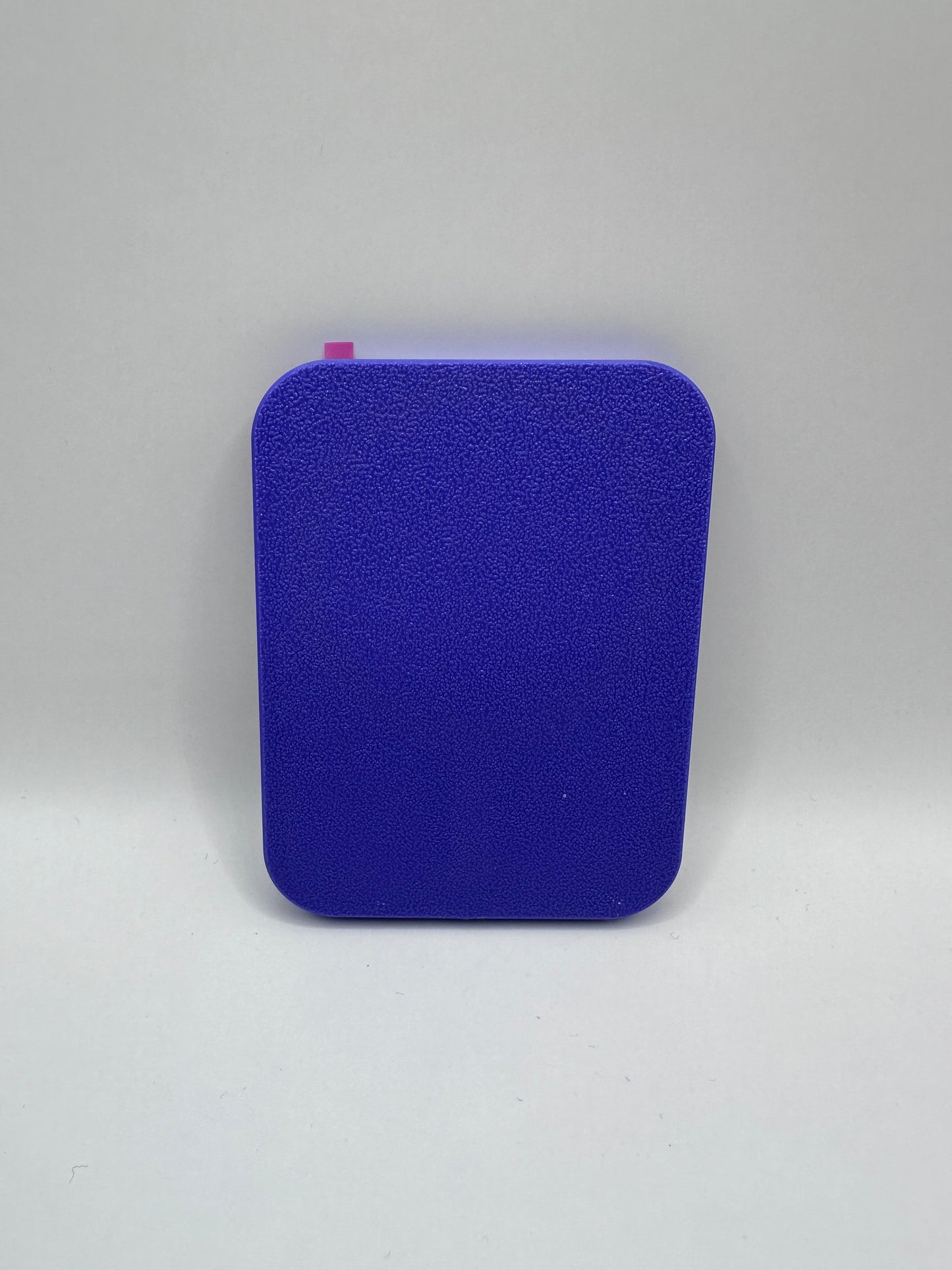 SelfieMirror Magsafe für iPhone: Einfach magnetisch - perfekte Selfies mit deiner Rückkamera machen, dank konvexer Form alles im Blick!