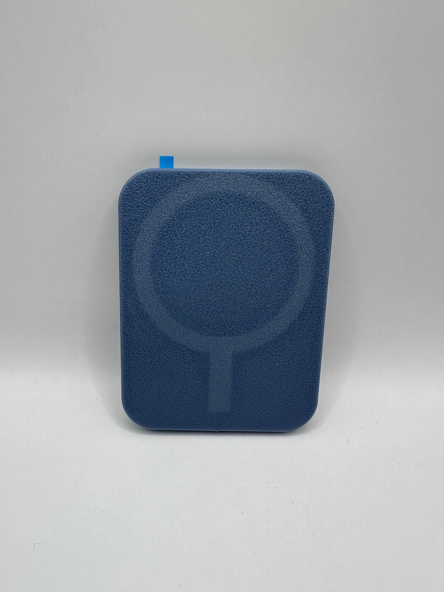 SelfieMirror Magsafe für iPhone: Einfach magnetisch - perfekte Selfies mit deiner Rückkamera machen, dank konvexer Form alles im Blick!