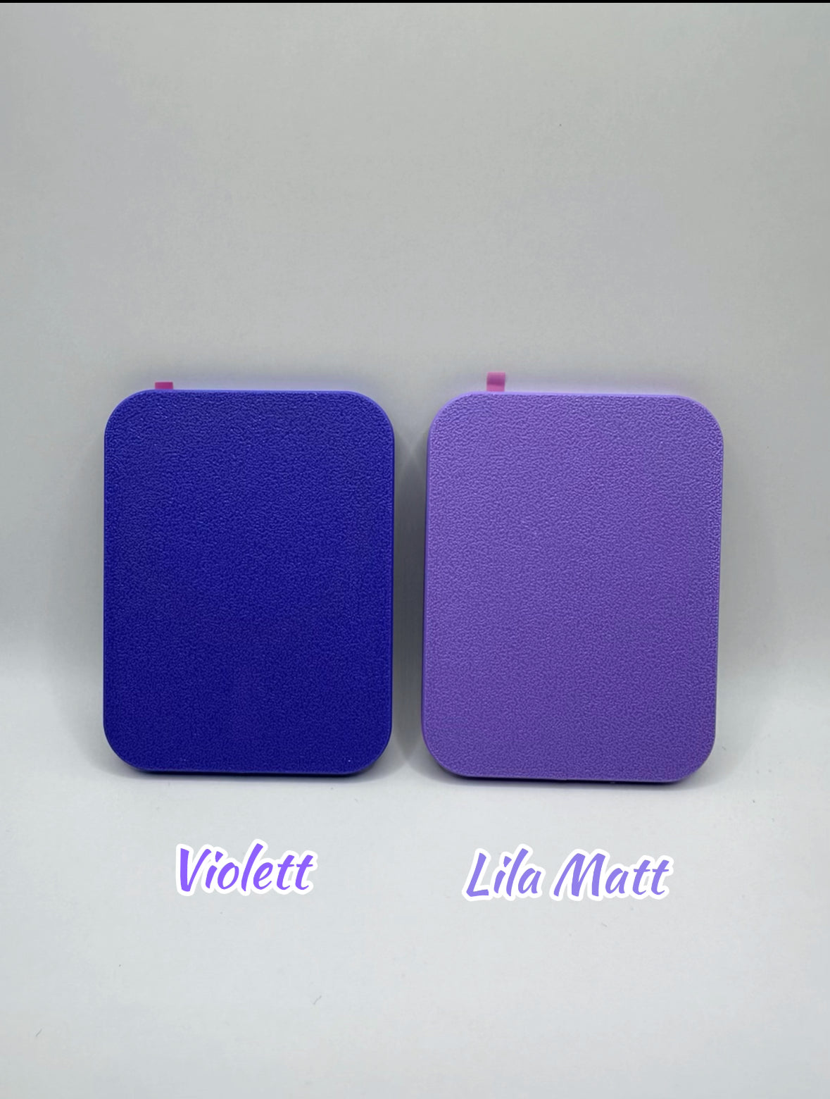 SelfieMirror Magsafe für iPhone: Einfach magnetisch - perfekte Selfies mit deiner Rückkamera machen, dank konvexer Form alles im Blick!